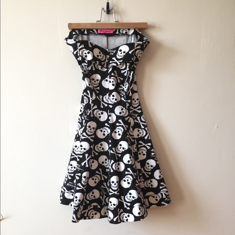 Betsey Johnson Fit and Flare Dress Small